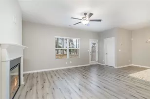 7662 Gray Pointe Dr, Lithonia, GA 30058 - Photo 11