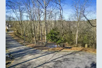 18 Geraldine Drive SE, Smyrna, GA 30082 - Photo 9