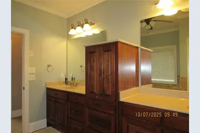 815 Spring View Court, Covington, GA 30014 - Photo 11