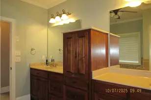 815 Spring View Ct, Covington, GA 30014 - Photo 11