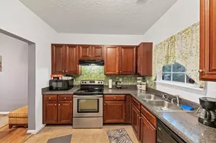 6888 Mountain Cir, Riverdale, GA 30274 - Photo 13