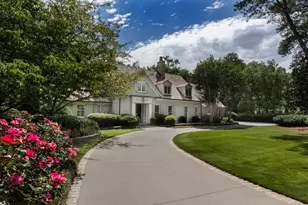 3741 Dumbarton Rd NW, Atlanta, GA 30327 - Photo 3