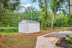 5506 Alder Dr, Forest Park, GA 30297 - Photo 3