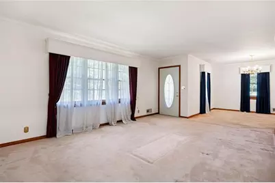 1589 Hammond Woods Circle SW, Marietta, GA 30008 - Photo 5