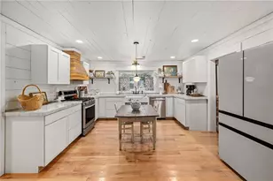 385 Amy's Rd, Clarkesville, GA 30523 - Photo 13