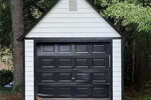 3746 Myrtle St, Atlanta, GA 30337 - Photo 3