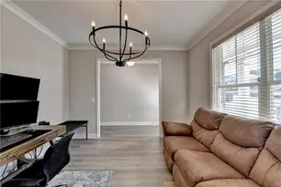 619 Garner St, Buford, GA 30518 - Photo 7