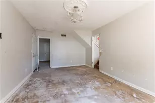 6202 St Christophers Ct, Lithonia, GA 30058 - Photo 21