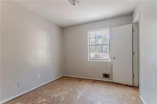 6202 St Christophers Ct, Lithonia, GA 30058 - Photo 11