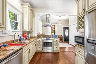 1070 Colquitt Ave NE, Atlanta, GA 30307 - Photo 25