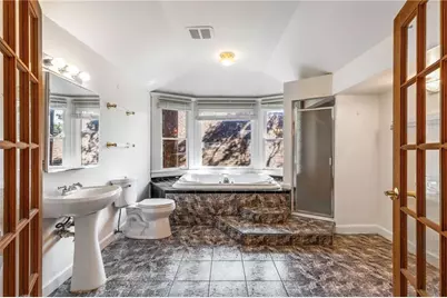 1070 Colquitt Avenue NE, Atlanta, GA 30307 - Photo 17