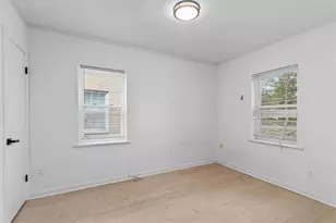 253 Lawton St SW, Atlanta, GA 30314 - Photo 9