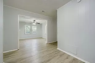 10133 Morris Dr SW, Covington, GA 30014 - Photo 9