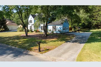 1721 Bruckner Court, Snellville, GA 30078 - Photo 3