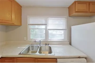 2200 Larchwood Road SW, Atlanta, GA 30310 - Photo 13