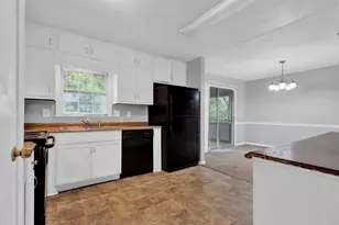 3929 Emerald Springs Ct, Decatur, GA 30035 - Photo 11