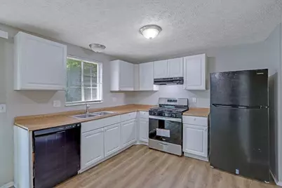 5295 Old Trail Circle, Stone Mountain, GA 30088 - Photo 7