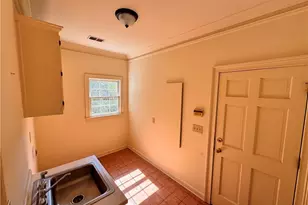 2028 Lakewood Circle, Grayson, GA 30017 - Photo 3