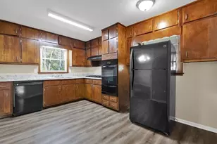 2739 Council St, Lithonia, GA 30058 - Photo 9