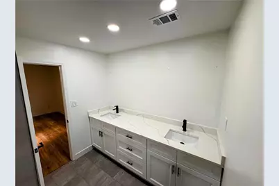 9148 Homewood Drive, Riverdale, GA 30274 - Photo 15