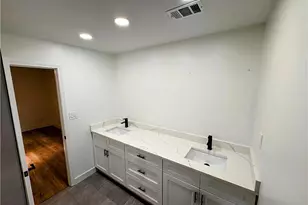 9148 Homewood Dr, Riverdale, GA 30274 - Photo 15