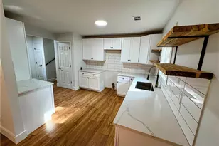 9148 Homewood Dr, Riverdale, GA 30274 - Photo 3