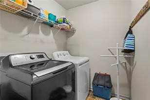 906 Maple Creek Ct, Loganville, GA 30052 - Photo 31