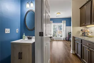 906 Maple Creek Ct, Loganville, GA 30052 - Photo 17