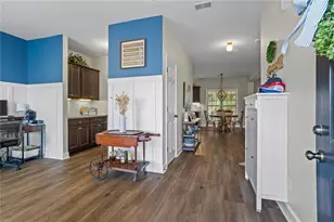 906 Maple Creek Ct, Loganville, GA 30052 - Photo 9