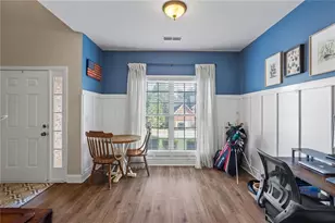 906 Maple Creek Ct, Loganville, GA 30052 - Photo 15