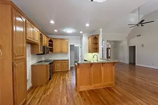 3051 Glenview Ln, Monroe, GA 30656 - Photo 5