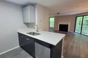 6359 Wedgeview Ct, Tucker, GA 30084 - Photo 9