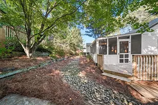 1005 Northrope Dr NE, Atlanta, GA 30324 - Photo 19