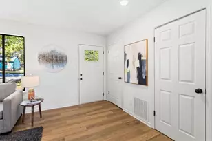 489 Village Run, Lawrenceville, GA 30046 - Photo 5