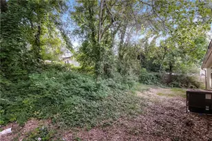 194 Graham St, Winder, GA 30680 - Photo 15