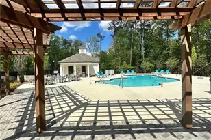 529 Clover Ln, Alpharetta, GA 30009 - Photo 11