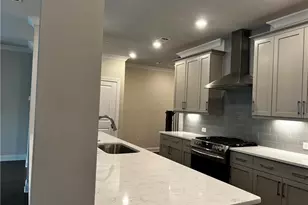 529 Clover Ln, Alpharetta, GA 30009 - Photo 5