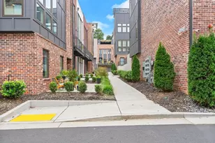 1256 Chelsea Cir NW, Atlanta, GA 30318 - Photo 5