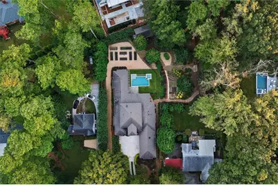 1271 Roxboro Drive NE, Atlanta, GA 30324 - Photo 13