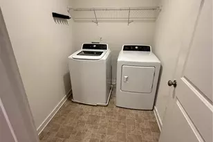 1392 Weatherbrook Cir, Lawrenceville, GA 30043 - Photo 13