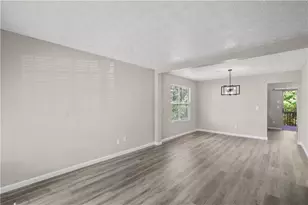 826 Shore Dr, Lithonia, GA 30058 - Photo 9