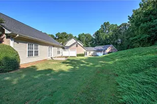 3383 Raes Creek Rd, Marietta, GA 30008 - Photo 5