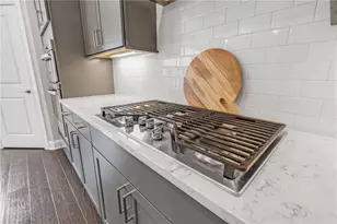 10016 Jack Dr, Roswell, GA 30076 - Photo 9