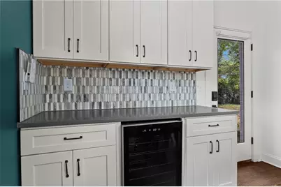 1696 Emerald Avenue SW, Atlanta, GA 30310 - Photo 15