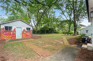 1696 Emerald Ave SW, Atlanta, GA 30310 - Photo 29