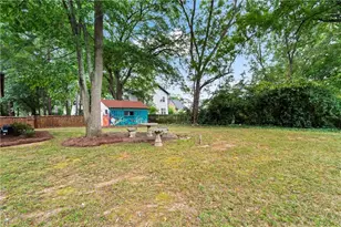 1696 Emerald Ave SW, Atlanta, GA 30310 - Photo 31