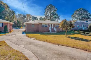 2877 Whispering Hills Dr, Atlanta, GA 30341 - Photo 17