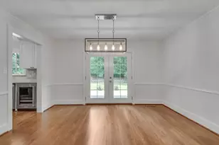 2592 River Oak Dr, Decatur, GA 30033 - Photo 9