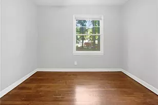 233 Banberry Dr SE, Atlanta, GA 30315 - Photo 5