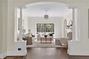 1018 Peachtree Battle Cir NW, Atlanta, GA 30327 - Photo 5